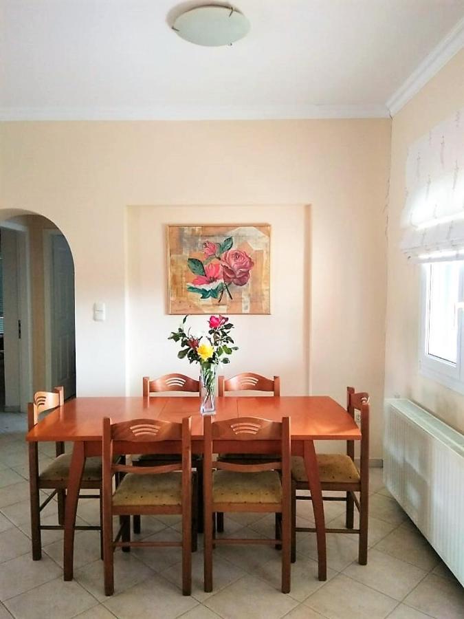 Lonelia'S Family Homes Лефкими Екстериор снимка
